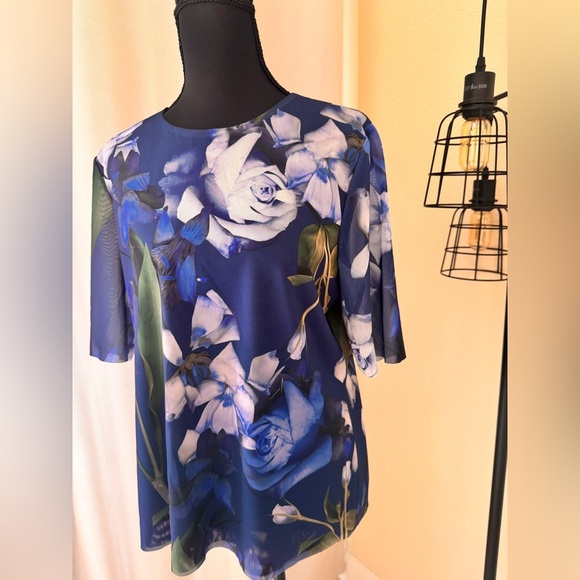 Ted Baker Classic Floral Navy Short Sleeve Size Large Lined Mock Neck Mesh Top - Picture 6 of 8